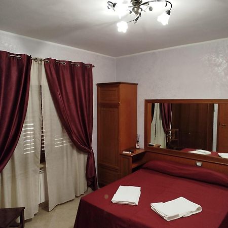 Affittacamere Stranamore Frascati Εξωτερικό φωτογραφία