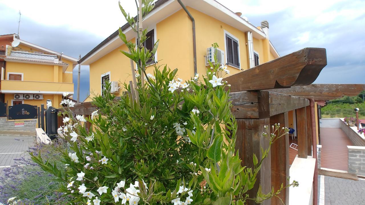 Affittacamere Stranamore Frascati Εξωτερικό φωτογραφία
