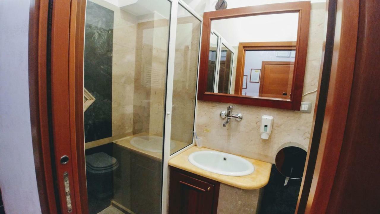 Affittacamere Stranamore Frascati Εξωτερικό φωτογραφία
